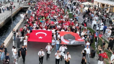 Ulu Önder Gazi Mustafa Kemal Atatürk’ün başkomutanlığında kazanılan Büyük Zafer’in