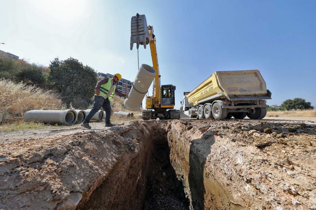 Bursa Büyükşehir Belediyesi, 17 ilçede sürdürdüğü altyapı ağını güçlendirme çalışmaları