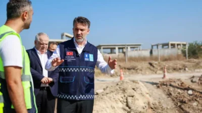 Bursa Büyükşehir Belediyesi Başkan Vekili Şahin Biba, Osmangazi’de imalatı süren