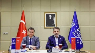 Bursa Büyükşehir Belediye Başkan Vekili Şahin Biba, Osmangazi ilçesindeki 82
