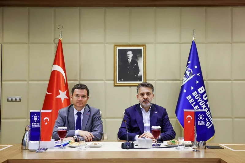 Bursa Büyükşehir Belediye Başkan Vekili Şahin Biba, Osmangazi ilçesindeki 82