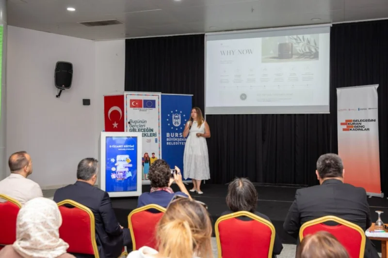 Bursa Büyükşehir Belediyesi tarafından düzenlenen ‘Genç Kadınlara Yönelik Yüz Yüze