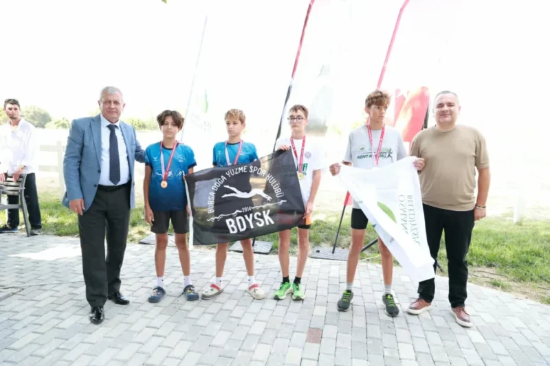 Spora ve sporcuya büyük önem veren Osmangazi Belediyesi, gençleri spora