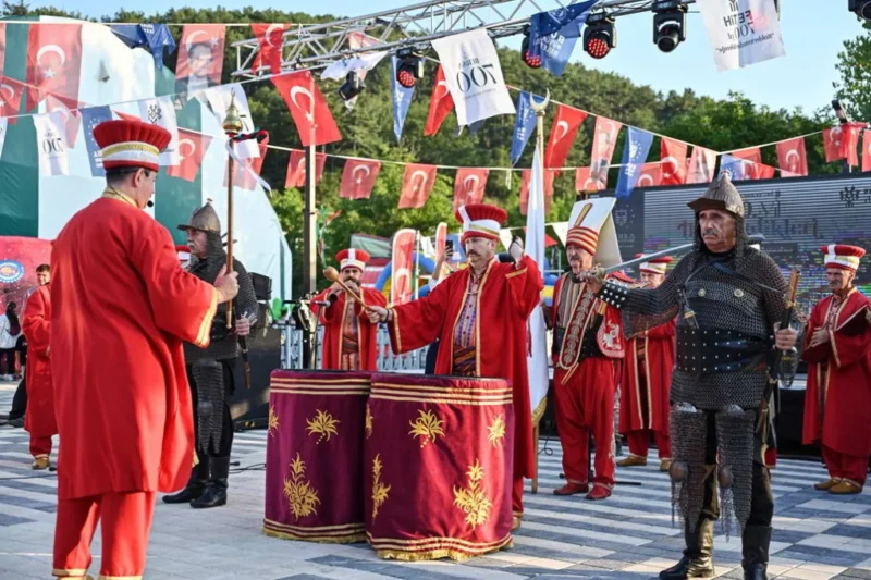 Bursa Büyükşehir Belediyesi’nin, Bursa’nın Fethi’nin 700’üncü yıl dönümü dolayısıyla 17