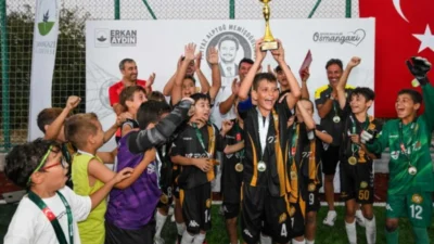 Osmangazi Belediyesi, genç yaşta hayatını kaybeden meclis üyesi Feyyaz Alptuğ