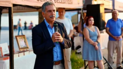 Gemlik Belediyesi tarafından düzenlenen Gemlikli Yazarlar İmza ve Tanıtım Günü,