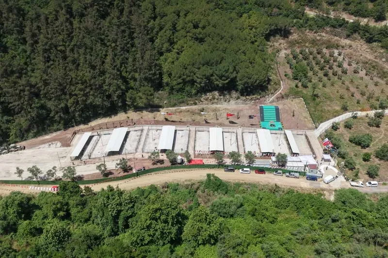 Gemlik Belediyesi, son günlerde sosyal medyada Umurbey’de bulunan Geçici Hayvan