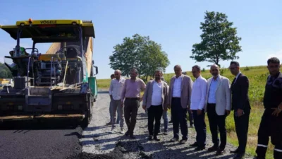 İznik-Gölcük bağlantı yolu Hacıosman mevkiinde, Bursa Büyükşehir Belediyesi tarafından sıcak