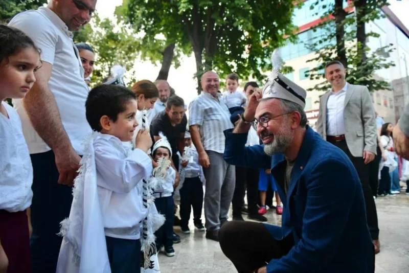 Kestel Belediye Başkanı Ferhat Erol, Kestel Belediyesi tarafından düzenlenen Geleneksel