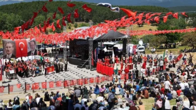 Keles Belediyesi tarafından düzenlenen 58. Keles Kocayayla Kültür Şöleni, Bursa'nın
