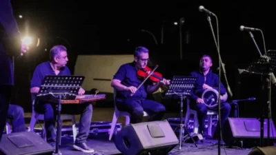 Bursa Büyükşehir Belediyesi tarafından düzenlenen “Sahil Konserleri”, yaz akşamlarını müzik
