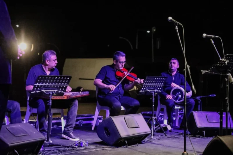 Bursa Büyükşehir Belediyesi tarafından düzenlenen “Sahil Konserleri”, yaz akşamlarını müzik