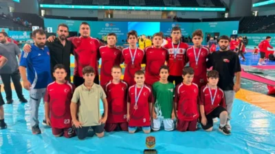 Ulusal ve uluslararası organizasyonlarda kazandıkları madalya ve kupalarla büyük başarıya