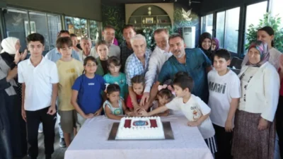Orhangazi Belediyesi, çölyaklı vatandaşları ve ailelerini Zeytin Kafe’de düzenlenen özel