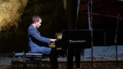 23. Gümüşlük Müzik Festivali, “Taşta” konserleri kapsamında Portekizli piyanist Vasco