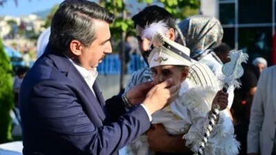 Yıldırım Belediyesi'nin geleneksel hale getirdiği Sünnet Şöleni, bu yıl da