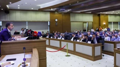Bursa Büyükşehir Belediye Başkan Vekili Şahin Biba, toplu ulaşımda küresel