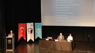 Nilüfer Belediyesi, 21 Eylül Dünya Alzheimer Günü kapsamında düzenlediği seminerle