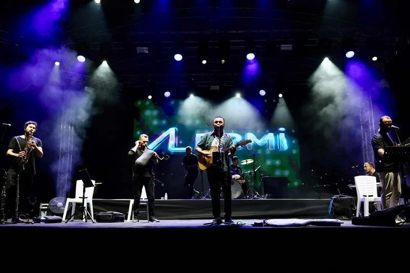 33.Uluslararası Gemlik Zeytini Festivali’nin üçüncü günü, Karadeniz’in sevilen sanatçısı Apolas