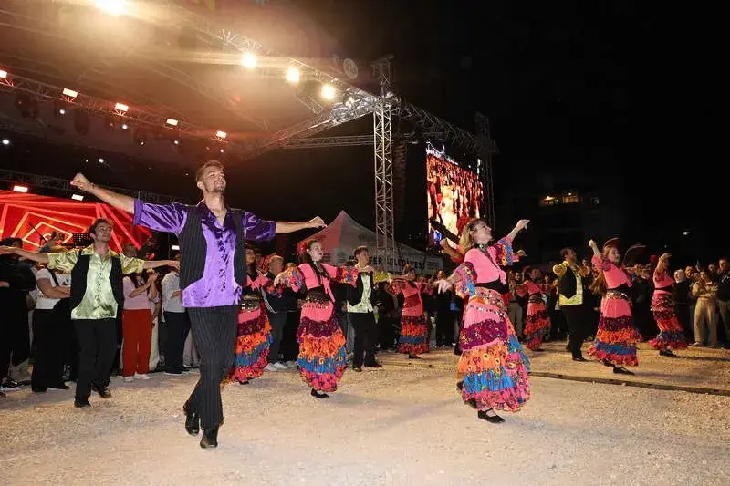 Nilüfer Belediyesi ve BAL-GÖÇ iş birliğiyle düzenlenen 14’üncü Nilüfer Balkan