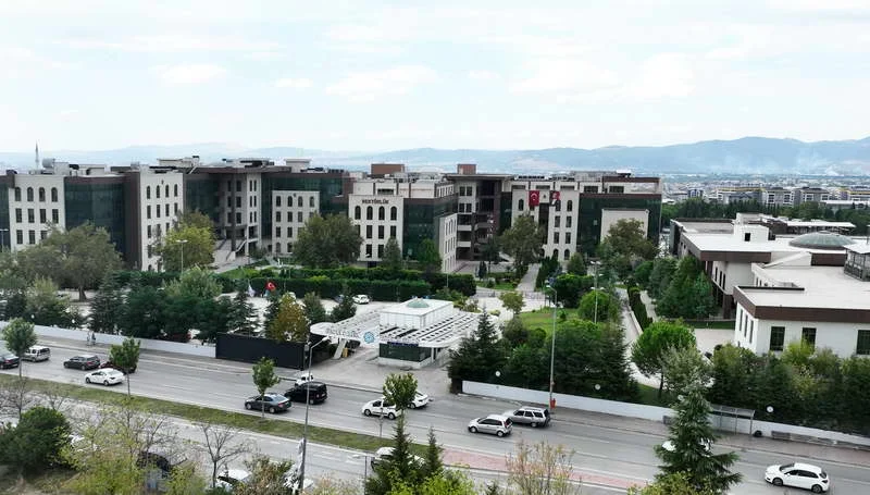 Bursa Teknik Üniversitesi (BTÜ), özel gereksinimli bireylerin şehir yaşamında daha