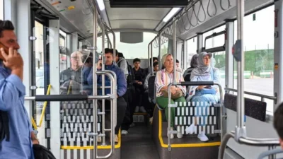 Bursa Büyükşehir Belediye Başkan Vekili Şahin Biba, toplu ulaşımda maliyetleri