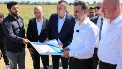 Bursa Büyükşehir Belediyesi Başkan Vekili Şahin Biba, Karacabey ilçesinde Büyükşehir