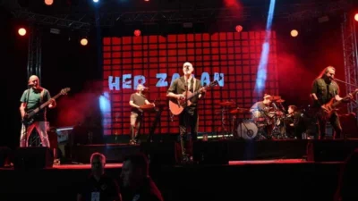 33. Uluslararası Gemlik Zeytini Festivali, Yüksek Sadakat konseriyle sona erdi.