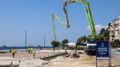 Bursa Büyükşehir Belediyesi, Gemlik ilçesi Manastır Sahil Yolu’nda yürüttüğü bakım,