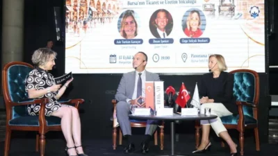 Osmangazi Belediyesi’nin ev sahipliğinde düzenlenen “Kapalı Çarşı’dan Sanayiye: Bursa’nın Ticaret