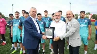 Bursa’nın düşman işgalinden kurtuluşunun 104’üncü yılı kapsamında Osmangazi Kent Konseyi’nin