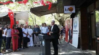 Mudanya Belediyesi, Kitap Mudanya adlı kitapçı dükkanını Hal Çarşısı’nda açtı.