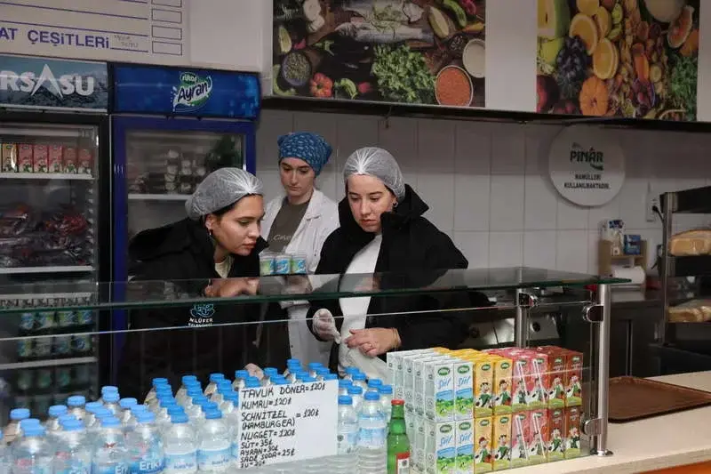 Nilüfer Belediyesi, yeni eğitim-öğretim yılının başlamasıyla birlikte öğrencilerin sağlıklı ve