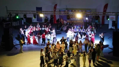 Orhangazi Belediye Başkanı Bekir Aydın, eşi Kıymet Aydın ile birlikte
