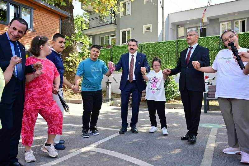 Yıldırım Belediye Başkanı Oktay Yılmaz, 2026-2027 eğitim öğretim yılının ilk
