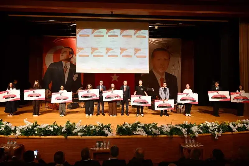 Millî Eğitim Bakanlığı himayelerinde, Bursa İl Millî Eğitim Müdürlüğü ve