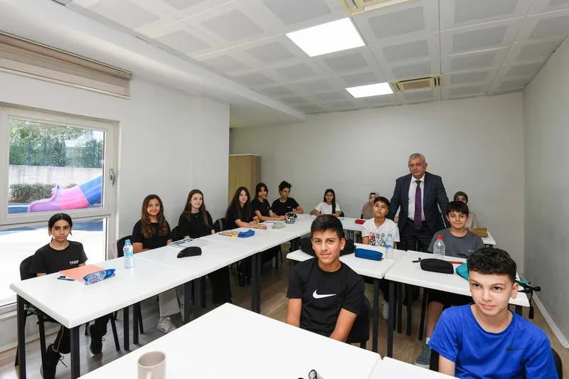 Osmangazi Belediyesi’nin çocuk ve gençlerin akademik gelişimlerine katkı sağlamak, eğitim