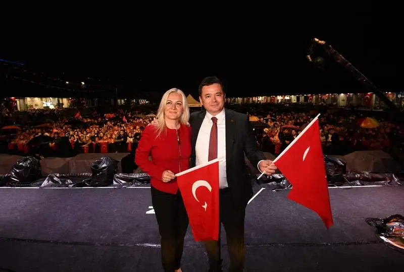 Osmangazi Belediyesi, Cumhuriyet’in kuruluşunun 103. yıl dönümünü kentin dört bir