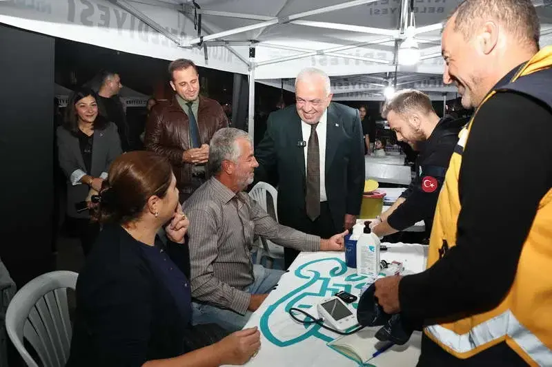 “Şadi Başkan’la Akşam Çayı” buluşmalarının son durağı Üçevler Mahallesi oldu.