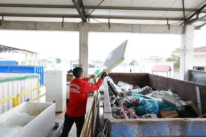 Osmangazi Belediyesi, çevre kirliliğini önlemek, doğal kaynakları korumak ve atıkları
