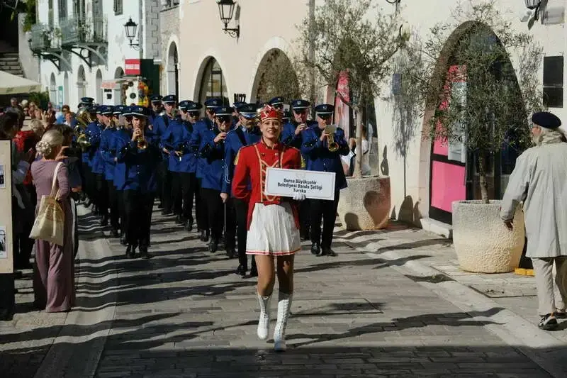 Bursa Büyükşehir Belediye Bandosu, Karadağ’ın Herceg Novi kentinde düzenlenen uluslararası