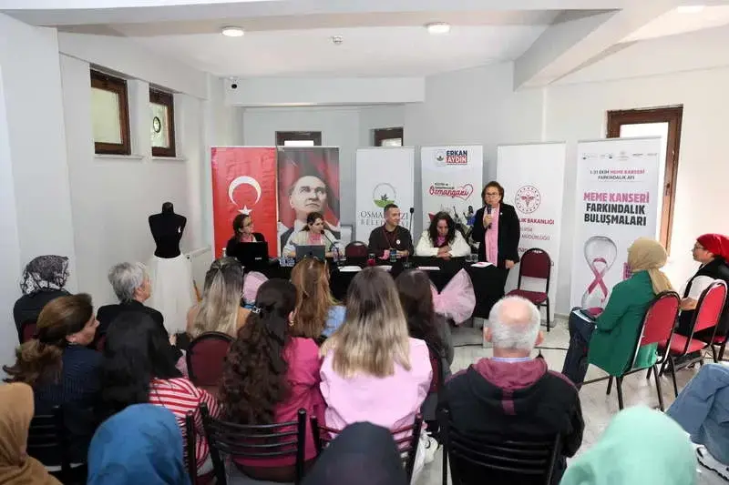 Osmangazi Belediyesi, Meme Kanseri Farkındalık Ayı kapsamında düzenlediği “Meme Kanseri