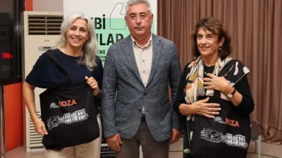 Nilüfer Belediyesi’nin düzenlediği Edebi Kazılar söyleşisinin konuğu Defne Suman oldu.