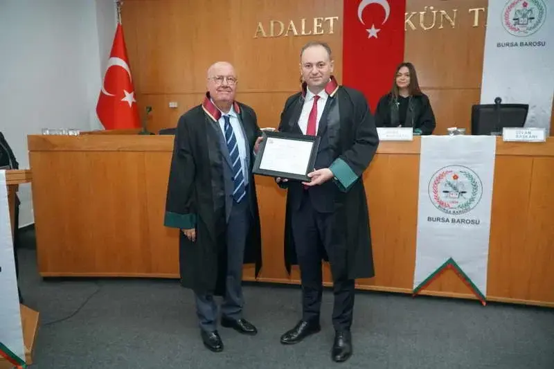 Bursa Barosu’nda 18 Ekim’de yapılan seçimlerde Bursa Barosu Başkanlığı’na seçilen