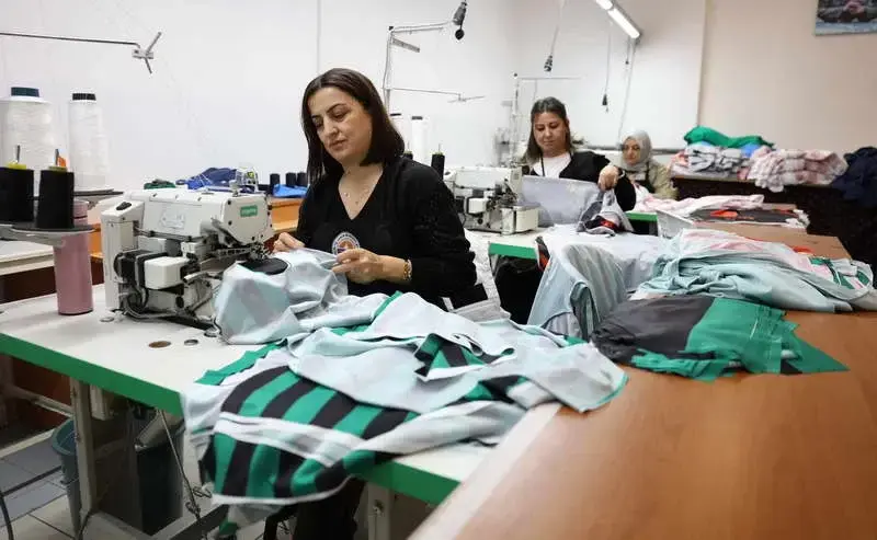 Gemlik Belediyesi, kentte sporun gelişimine katkı sunmak ve amatör spor