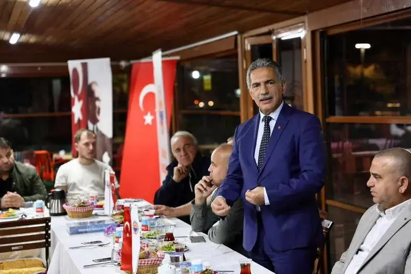 Gemlik Belediye Başkanı Şükrü Deviren, kentte faaliyet gösteren amatör spor