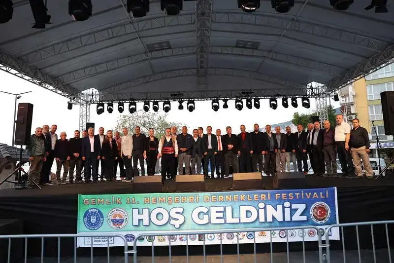 Gemlik Belediyesi 11. Hemşehri Dernekleri Festivali başladı. Bursa Büyükşehir Belediyesi