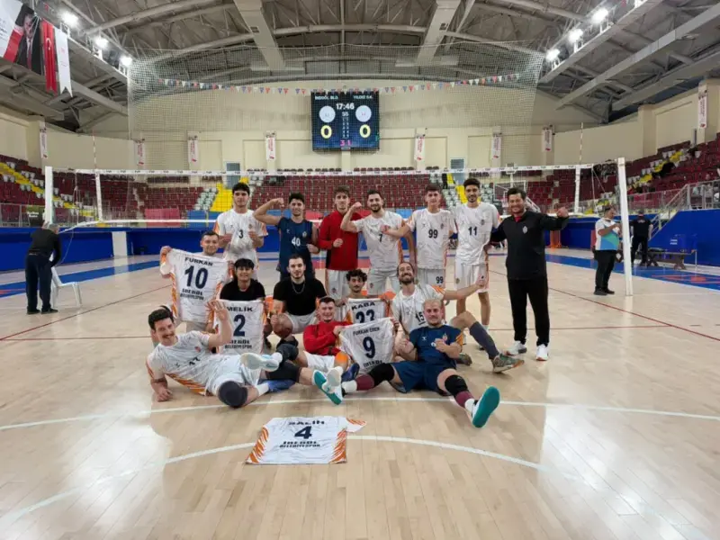 Uzman Posta Erkekler Voleybol 2. Ligi’nde mücadele eden İnegöl Belediyespor,