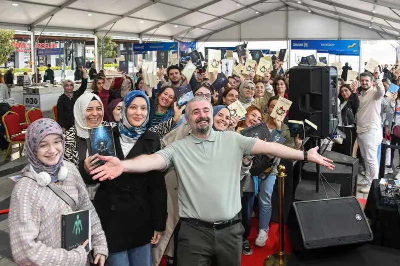 Osmangazi Belediyesi tarafından düzenlenen Osmangazi Kitap Günleri, 8’inci gününde de