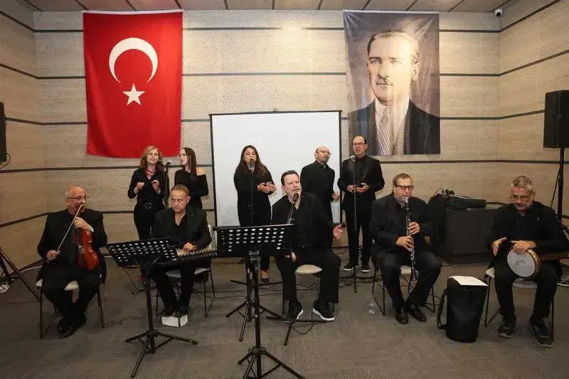 Osmangazi Belediyesi, 1 Ekim Dünya Yaşlılar Günü’nde BAREM sakinlerini Türk
